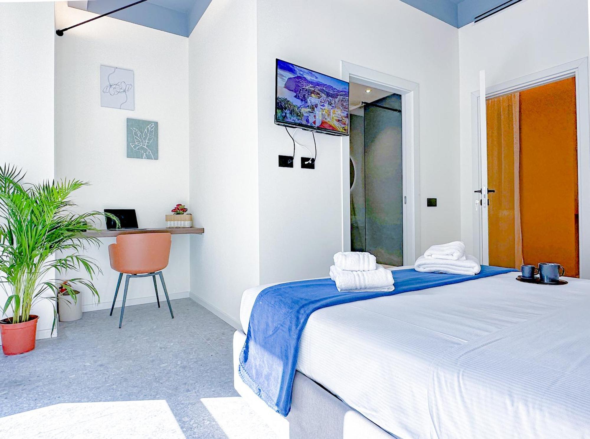 Porta Venezia - Luxy Suites - 6 Camere Милан Экстерьер фото